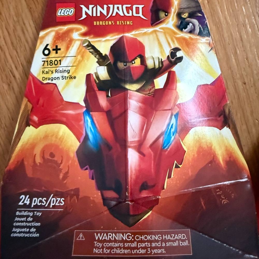 LEGO Ninjago Red and Green Building Sets - Picture 2 of 5